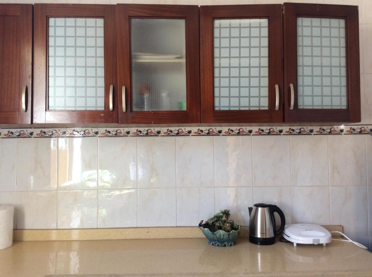 East Airport Suites4 -Private Room Accra Exteriör bild